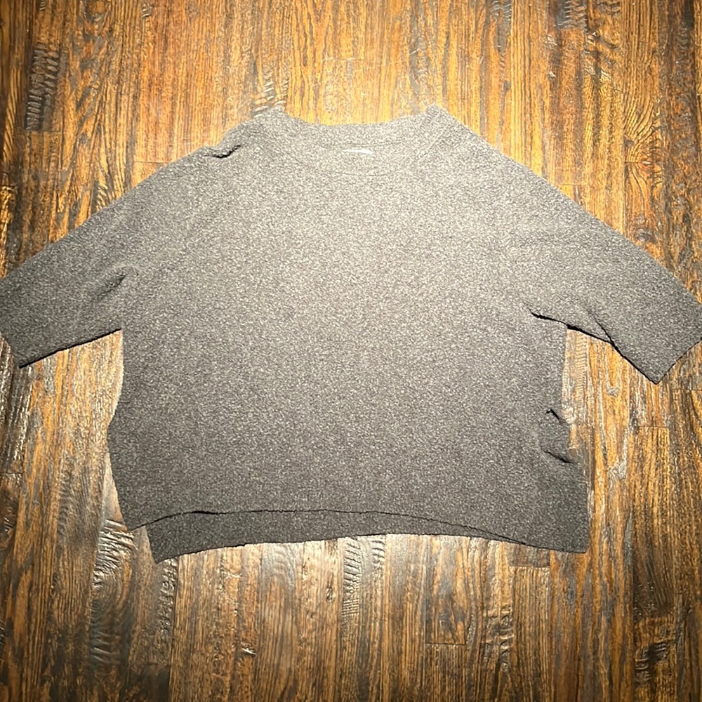 Medium Lou & Grey fuzzy Grey pullover
